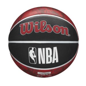 Bola de Basquete Wilson NBA Auth Series Outdoor 6 - FIRST DOWN - Produtos  Futebol Americano NFL